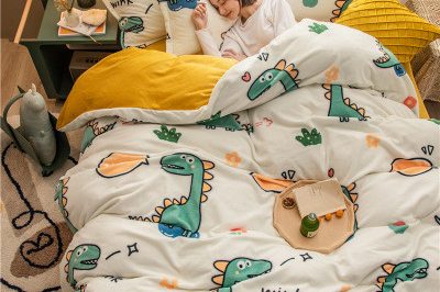 Cartoons printed flannel bed aheet sets hot sale (2)