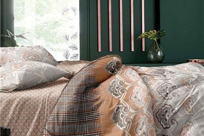 Luxury high quality adult style queen size bed sheet set (5)